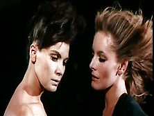 Anita Strindberg, Florinda Bolkan In Lucertola Con La Pelle Di Donna,  Una (1971)