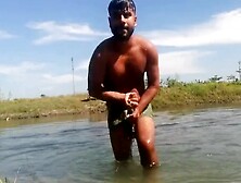 Desi Gay Sex Video Bathing