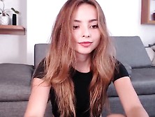 Amateur Teen Fucks On Her Webcam Show