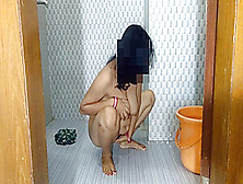 Indian Girlfriend Hotel Bathroom Pissing Video Compilation