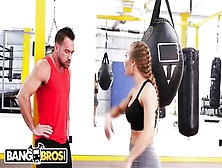 Bangbros - Sweaty Pawg Nicole Aniston Fucks Her Trainer In Boxing Ring