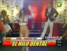 Cinthia Fernandez Canta El Hilo Dental Infama - Youtube. Wmv