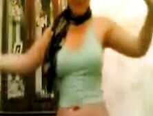 Sexy Arab Girl Dancing