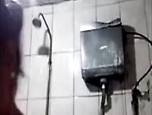 Desi Bhabi Bath Video