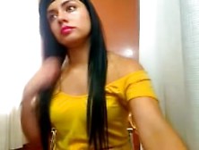 Horny Beautifull Puerto Rican Girl Behind Cam