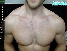 Yummy Body Builder Shows His Perfect Body