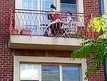 Kubanisches Paar Beim Fick Auf Dem Balkon!
