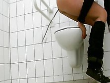Sexy Amateur Girl Pooping In The Toilet