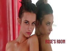 Rose's Room - Gloria Sol - Metartx