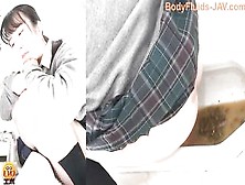 Young Japanese Schoolgirl Pooping