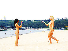 Stunning Nude Beach Lady Caught On A Secretly Watching Cam Sunbathing Outdoors