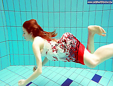 Super Hot Grind Sandy-Haired Swimming In The Pool