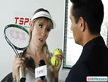 Shemale Tennisplayer Lena Moon Is Sucked