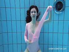 Hot Roxalana Cheh Wearing Pink Dress In The Pool