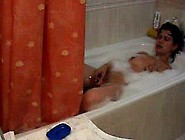 Portuguese Woman - Tuga - Cums In The Bath