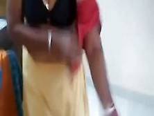 Malayali Hot Aunty In A Saree Shows Her Nude Body To Neighbor