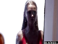 Blacked Big Black Dick-Kinky Sonya Seduces Competition Judge