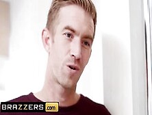 Brazzers - Shut Up White Boy And Nailed Me Into The Shower