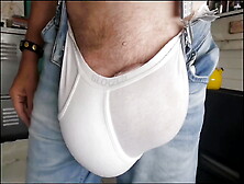 Bulging Is A Live Style