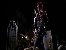 Return Of The Living Dead 1985 Trash Dances (Linnea Quigley)