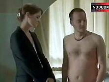 Marion Donon Nude Tits – Mafiosa,  Le Clan