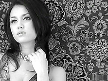 Model Maria Ozawa Tries Herself Out In Porn