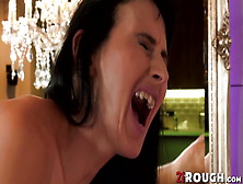 Cute Teen Roxy Risingstar Pussy Eaten By Mature Lady