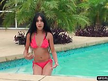 Bikini Latina Teen Hot Streaptease By The Pool