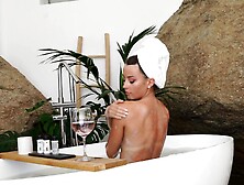 Anna Zapala Naked Soapy Bathtub Ppv Video Leaked 2