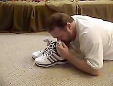 Addicted Sneaker Sniffer