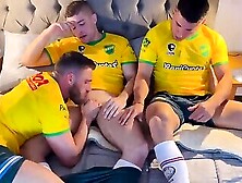 Sucking & Jerking With My Football Team Is Fun [Onlyfans]