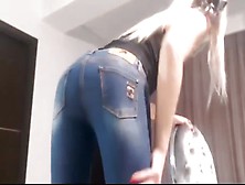 Blonde Babe Shits In Tight Jeans
