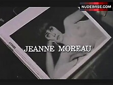 Jeanne Moreau Shows Tits On Photo – The Bride Wore Black