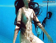 Sweet Small Tits Latina Babe Andreina De Luxe Underwater