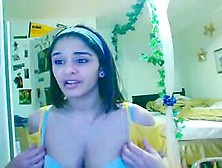 Stickam Teen Flashes Her Boobs