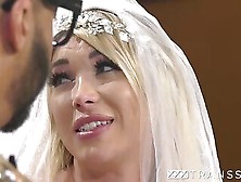 Delectable Aubrey Kate Shows What Ts Brides Do After Wedding