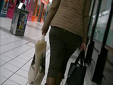 Candid Big Ass Milf In Tight Jeans And Boots