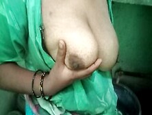 Tamil Women Fingers Sex Into Bed