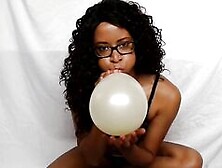 Kara Kiss Balloon Fun