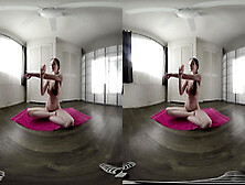 Solo Joga Video With Fitness Teen
