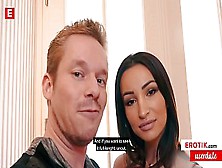 Gorgeous Alyssia Kent Seduces Her Fan & And Lets Him Fuck Her Bald Cunt Every Way He Loves! (German) → Whole Tape For Free On Al