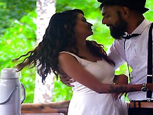 Desi Indian Hot Sudipa Mast Honeymoon Thukai Paharo Me ( Hindi Audio )