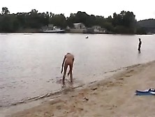 Beach Video - Nude Girl