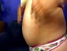 Flirtatious Pregnant Babe Offers Great Blowjob