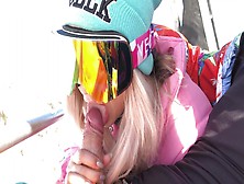 She Suck Dick In The Lift At The Ski Resort Public Blowjob Amateur Couple