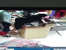 Thai Seller Get's Fucked At Platinum Mall
