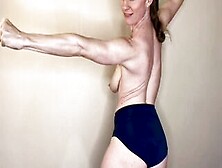 Fit Milf Flex Muscles Striptease - Bunnieandthedude