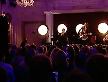 Kt Tunstall - Black Horse And The Cherry Tree Live