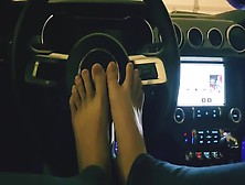 Rubbing Feet On Mustang Steering Wheel