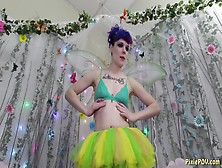 Pixie Gypsy Slurps On A Hard Cock Until It Explodes Jiz